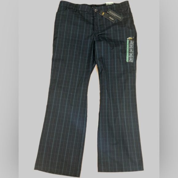NWT Lee Flex Motion Regular Fit Trouser Pant gray & dark Green Plaid Size 16 - Picture 2 of 12